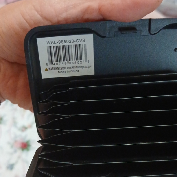 ♡Blue and Black Camouflage Business Card Case♡ - Picture 5 of 13